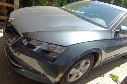 Skoda Superb 133.258 km 18.300 &euro; Oldenburg 26127