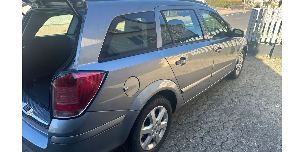Opel Astra 107.000 km 2.690 &euro; melsungen 34212