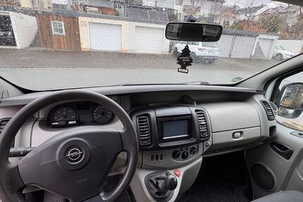 Opel Vivaro 358.000 km 3.299 &euro; Petersberg 36100