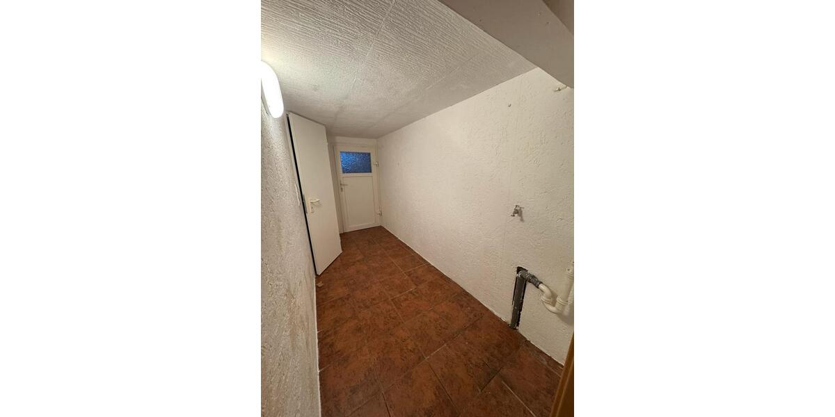 Reihenhaus Lübeck Kücknitz - 4 Zimmer, 73 m&sup2;, 150.000&euro; | Angebot:27182554