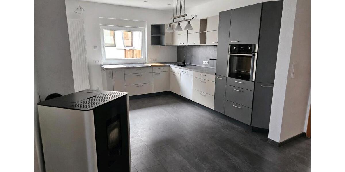 Einfamilienhaus Bad Münder am Deister - 7 Zimmer, 184 m&sup2;, 400.000&euro; | Angebot:26827518