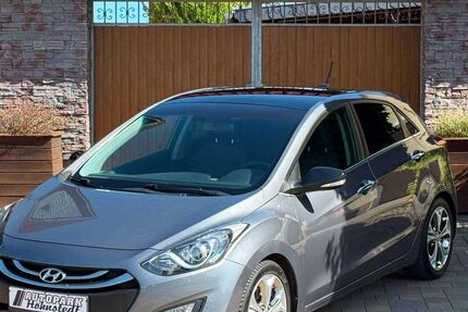 Hyundai i30 87.582 km 8.999 &euro; Salzatal 06198