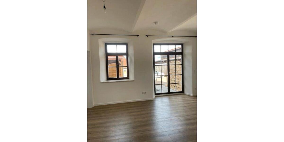 Erdgeschoßwohnung Tacherting - 1 Zimmer, 56 m&sup2;, 710&euro; | Angebot:25305095