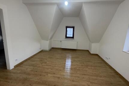 Einfamlienhaus mit Garten und Teich- Erstbezug nach Renovierung 4 zimmer