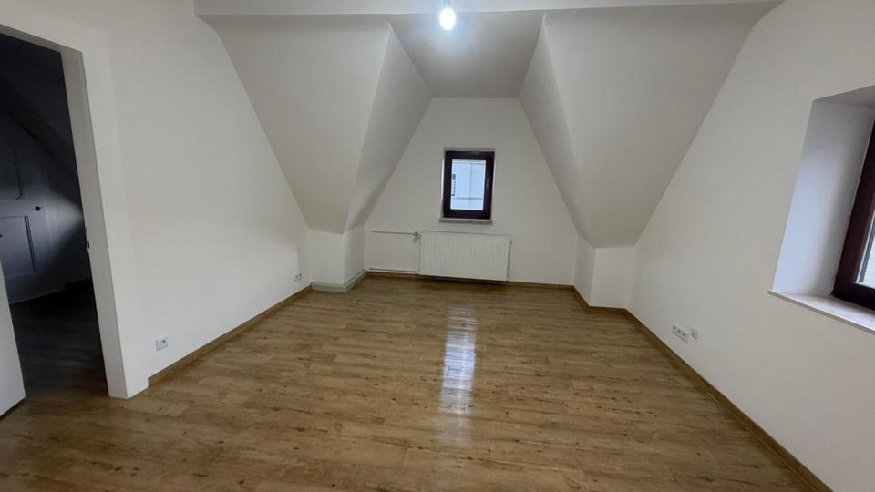 Einfamlienhaus mit Garten und Teich- Erstbezug nach Renovierung 4 zimmer