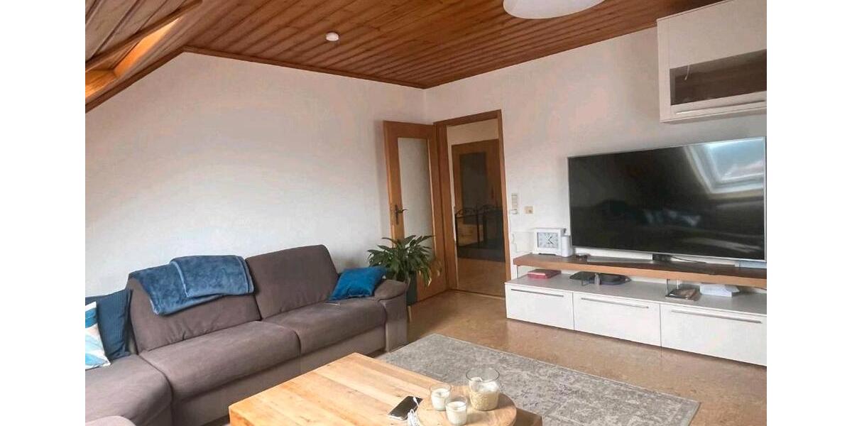 Dachgeschoßwohnung Aichstetten - 4 Zimmer, 84 m&sup2;, 1.150&euro; | Angebot:26664922