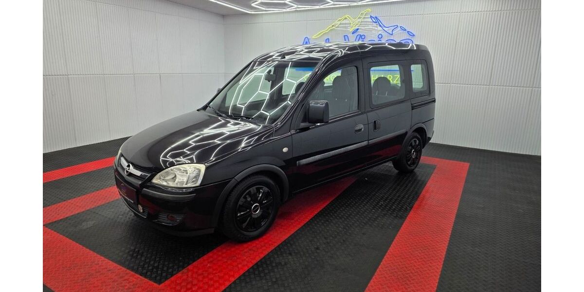 Opel Combo 99.000 km 3.950 &euro; Osterode am Harz 37520