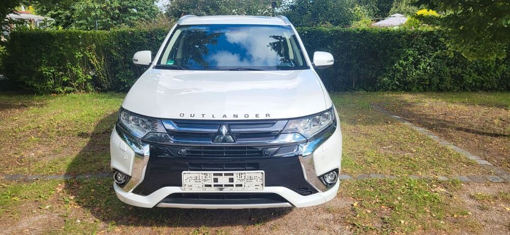 Plug-in Hybrid Outlander