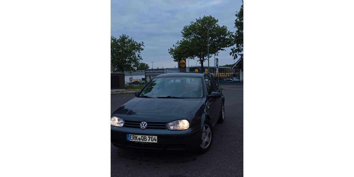 VW Golf 283.447 km 1.450 &euro; Wegberg 41844