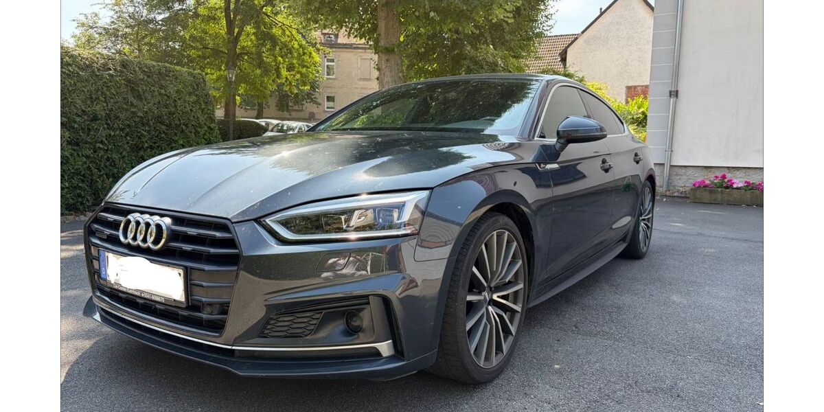 Audi A5 61.000 km 25.500 &euro; Marienmünster 37696