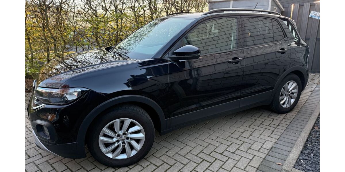 VW T-Cross 110.288 km 13.950 &euro; Krefeld 47807