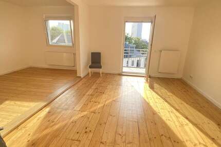 Wohnung zum Mieten in Frankfurt 2.990 € 145 m² 4 zimmer