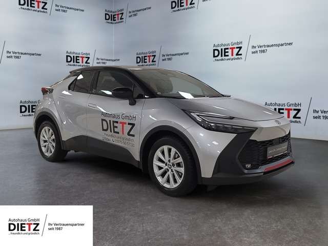 Toyota C-HR 42.003 km 27.880 &euro; Wildau 15745
