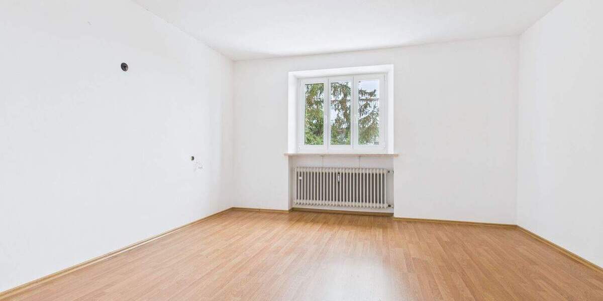 Mehrfamilienhaus, Wohnhaus Augsburg Haunstetten - 9 Zimmer, 219 m&sup2;, 895.000&euro; | Angebot:25736018