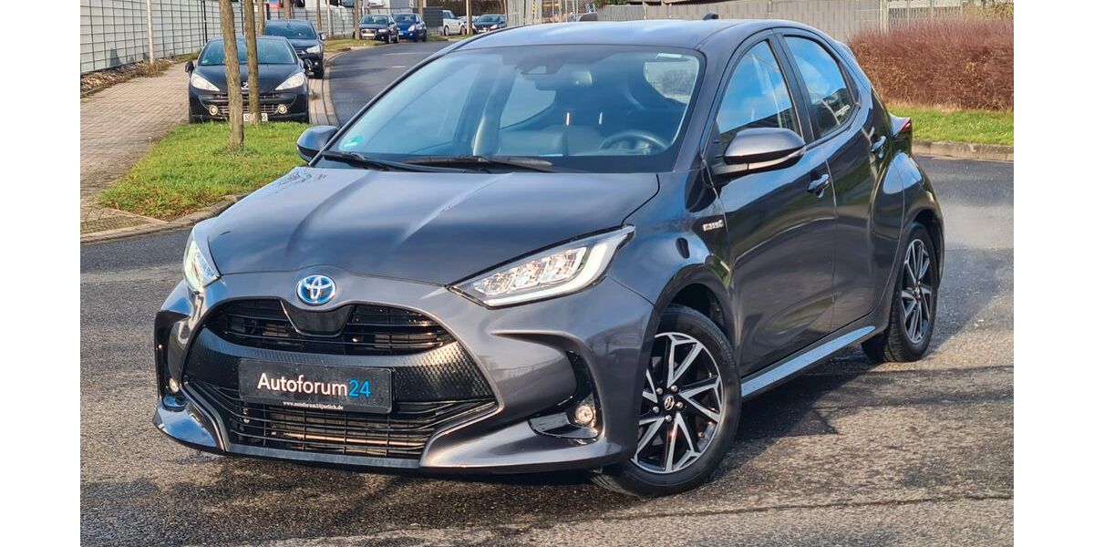 Toyota Yaris 50.000 km 17.300 &euro; Jülich 52428