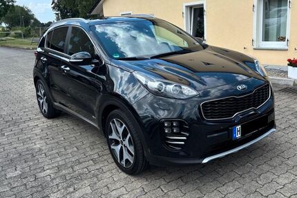 Kia Sportage 210.000 km 13.860 € Hof 95030
