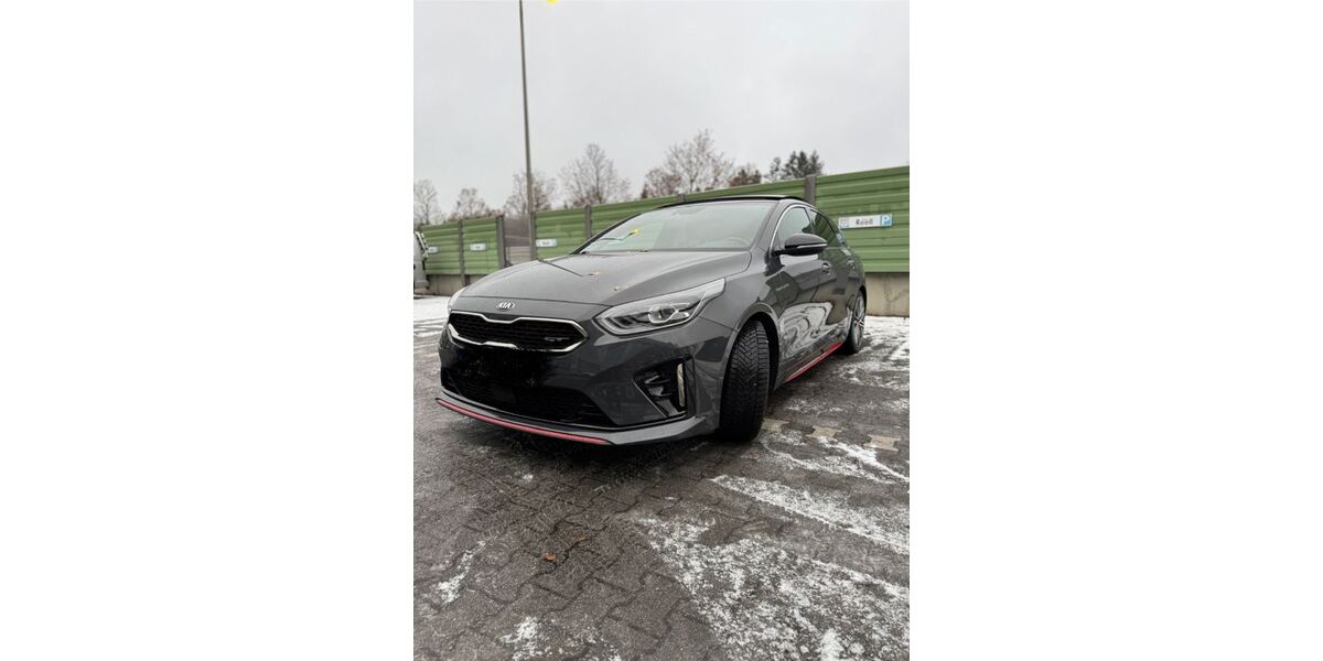 Kia pro ceed / ProCeed 68.000 km 21.400 &euro; Stahnsdorf 14532