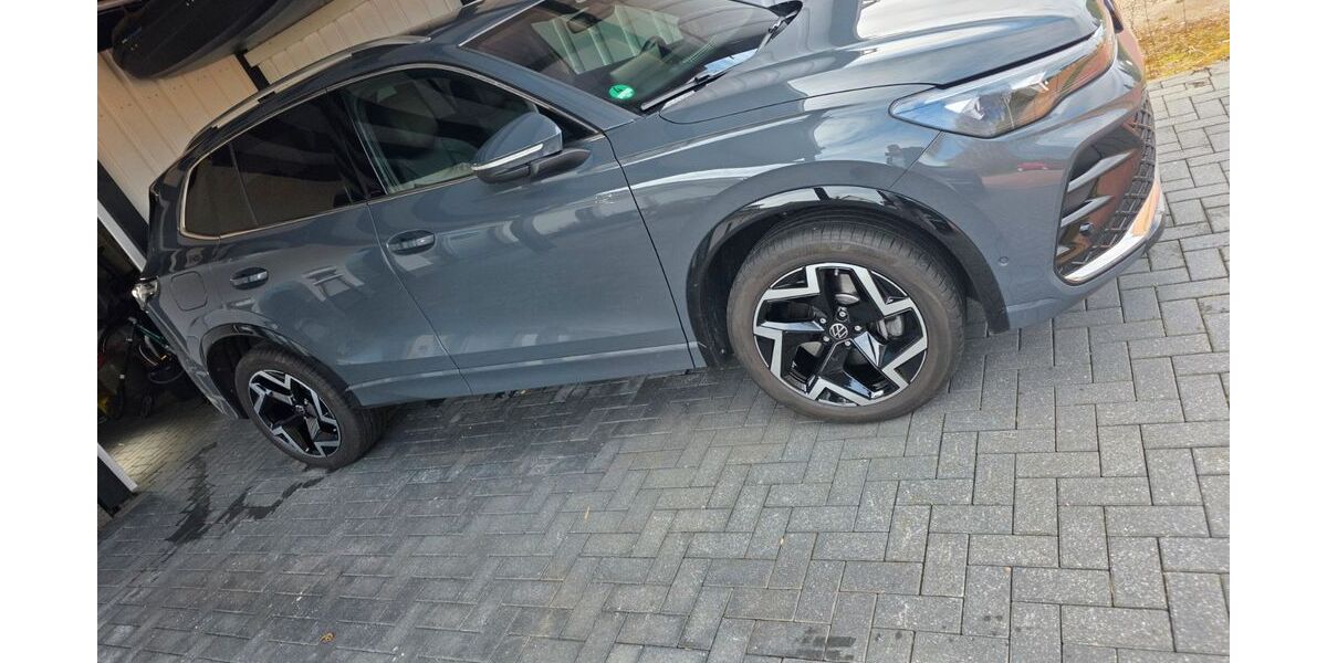 VW Tiguan 21.000 km 50.400 &euro; Grafhorst 38462