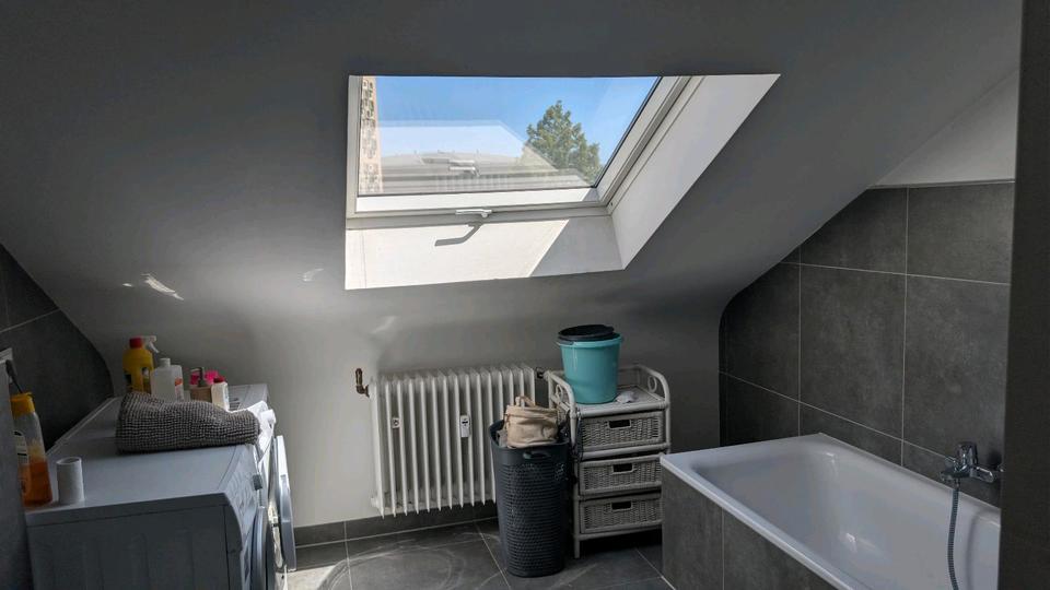 Dachgeschoßwohnung Viernheim - 3 Zimmer, 75 m&sup2;, 1.300&euro; | Angebot:26424089