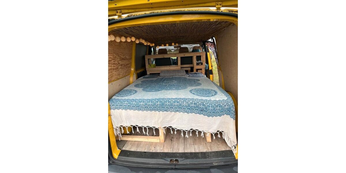 VW T5 Transporter 201.358 km 4.999 &euro; Sankt Peter 79271
