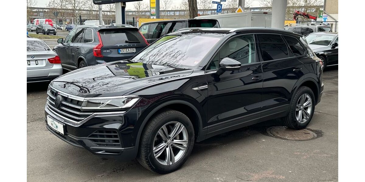 VW Touareg 122.903 km 32.499 &euro; Kassel 34123