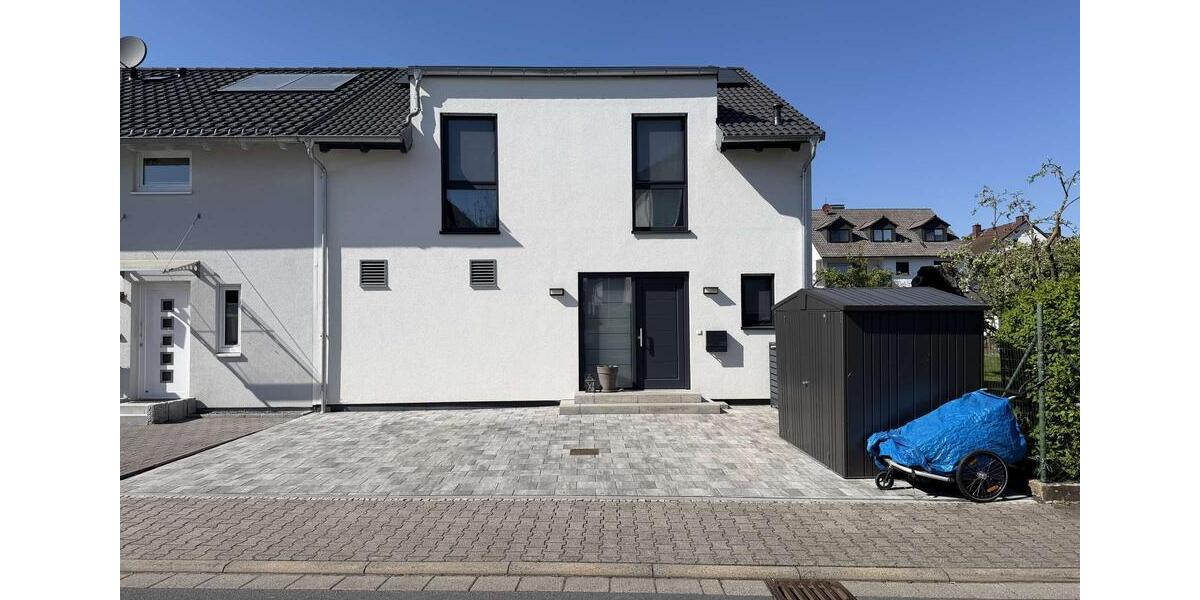 Einfamilienhaus Roßdorf - 4 Zimmer, 147 m&sup2;, 1.950&euro; | Angebot:26322953