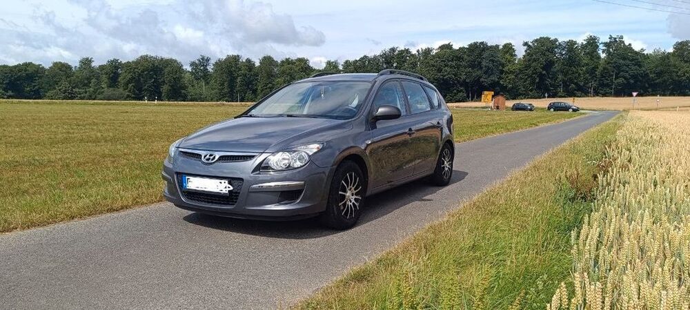 i30