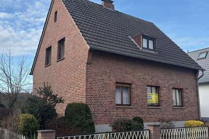 Haus zum Kaufen in Kreuzau Stockheim 259.000 € 100 m² 4 zimmer