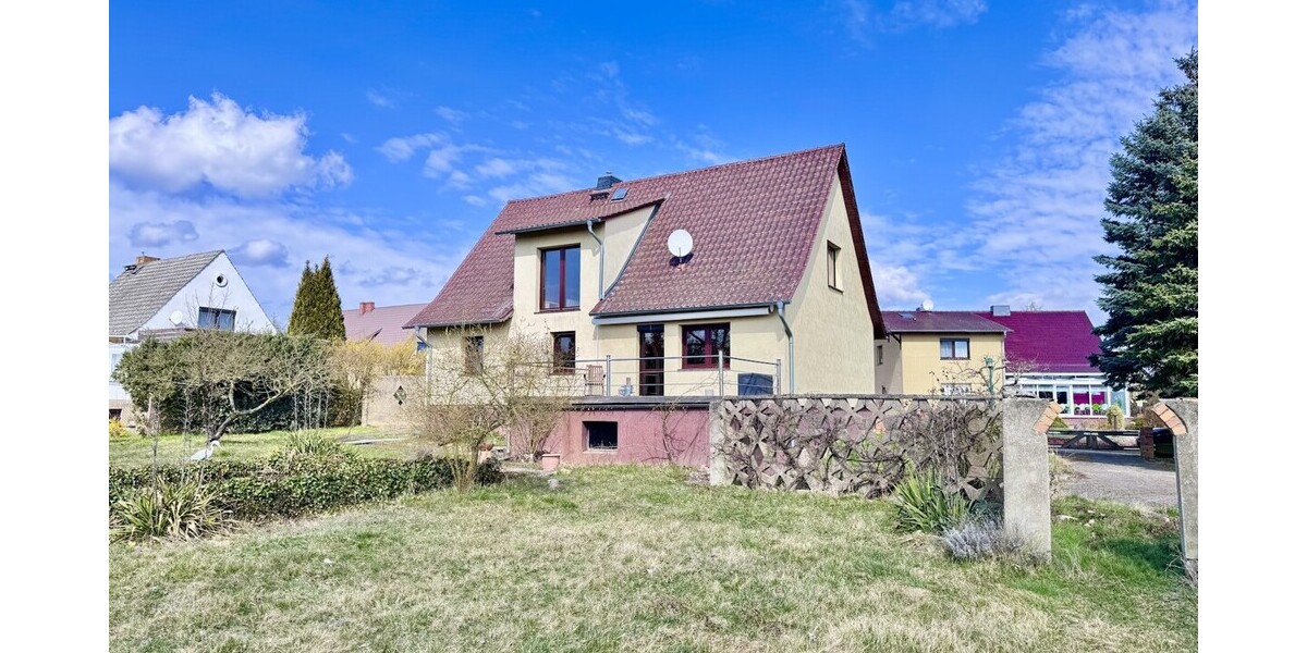 HORN IMMOBILIEN ++ Einfamilienhaus in Tantow mit Einbauküche, Garage und großem Grundstück - Einfamilienhaus Tantow | Angebot:24299209