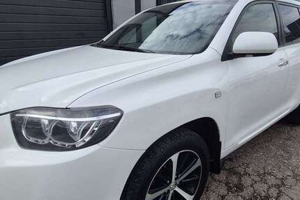 Toyota Highlander 312.006 km 11.990 € München 80809