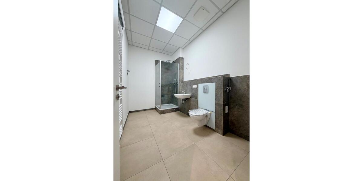 Etagenwohnung Mainz - 2 Zimmer, 70 m&sup2;, 1.390&euro; | Angebot:26399621