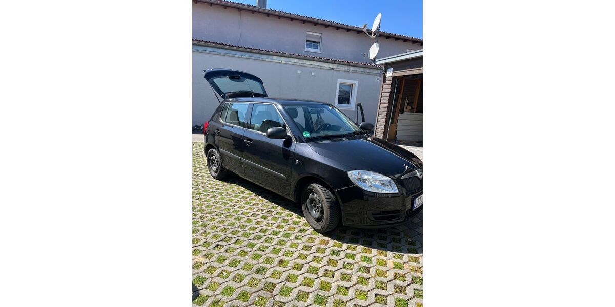Skoda Fabia 87.500 km 3.200 &euro; Meckenbeuren 88074