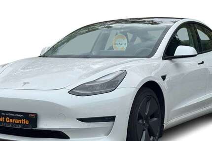 Tesla Model 3 129.000 km 25.980 € Duisburg 47249