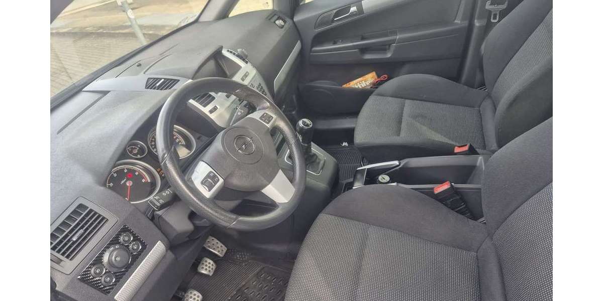 Opel Zafira 280.000 km 2.350 &euro; Käfertal (Mannheim) 68309