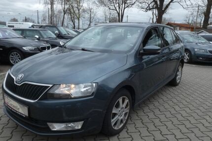 Skoda Rapid 156.470 km 7.499 &euro; München 81825
