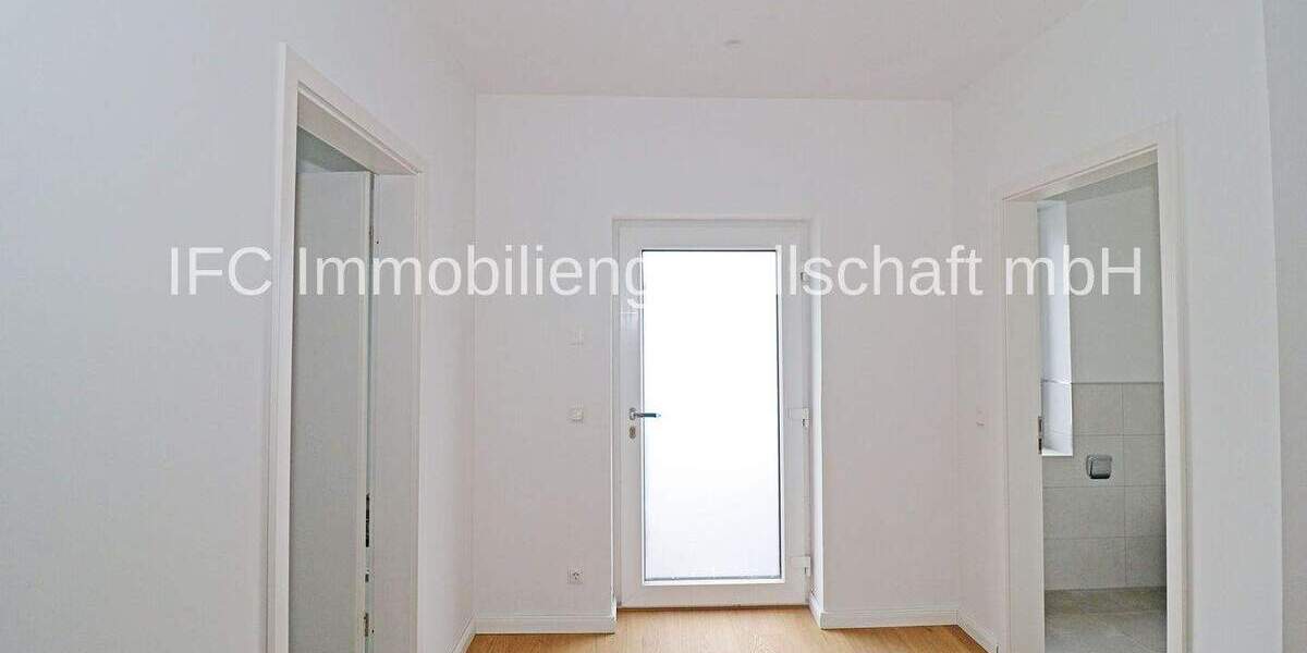 Doppelhaushälfte Dessau-Roßlau Kochstedt - 4 Zimmer, 133 m&sup2;, 1.700&euro; | Angebot:25705753
