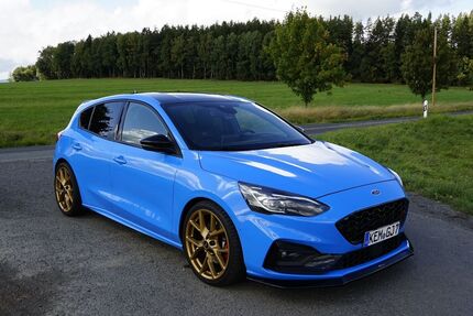 Ford Focus 36.000 km 29.999 € Waldershof 95679