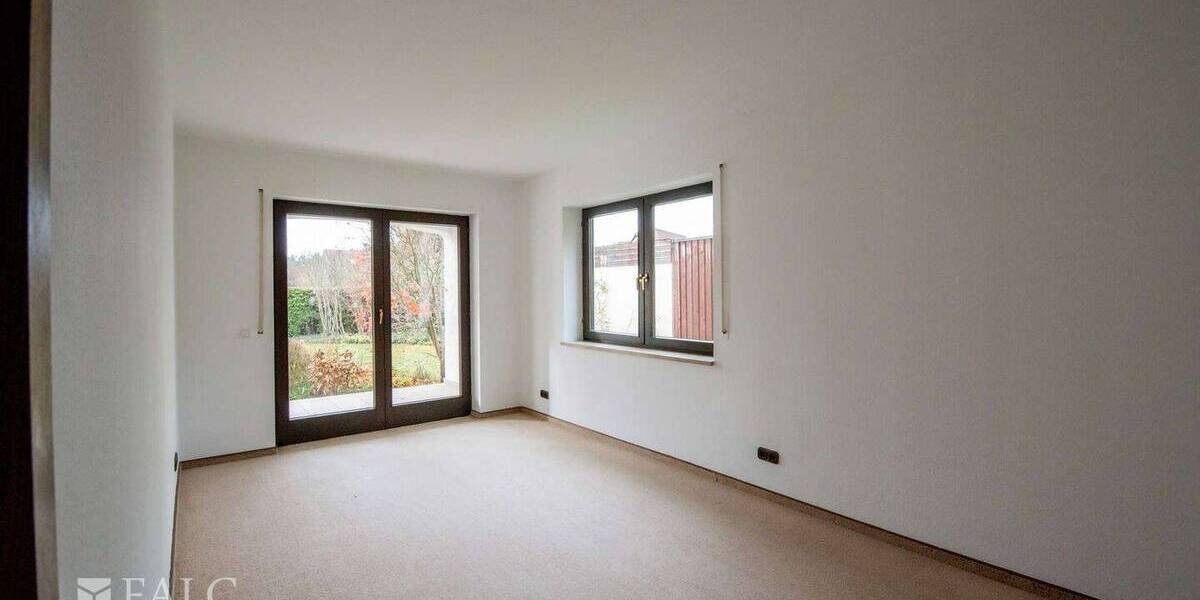 Mehrfamilienhaus, Wohnhaus Pleinfeld - 8 Zimmer, 237 m&sup2;, 480.000&euro; | Angebot:26787560