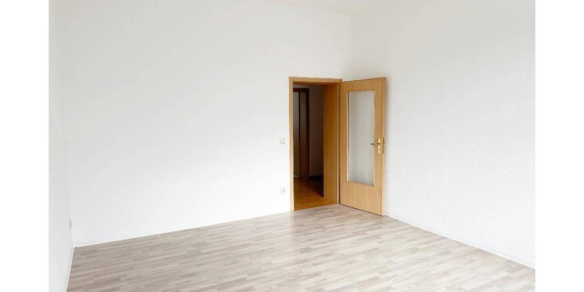 Etagenwohnung Riesa Altriesa - 2 Zimmer, 73 m&sup2;, 395&euro; | Angebot:25985365