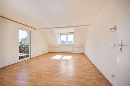 Wohnung zum Kaufen in Nürnberg 269.000 € 90 m² 4 zimmer