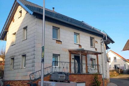 Haus Haßfurt - 7.5 Zimmer, 150 m&sup2;, 185.000&euro; | Angebot:25382606