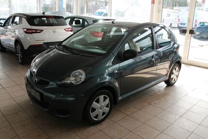 Toyota Aygo (X) 72.721 km 3.690 &euro; Bad Oldesloe 23843