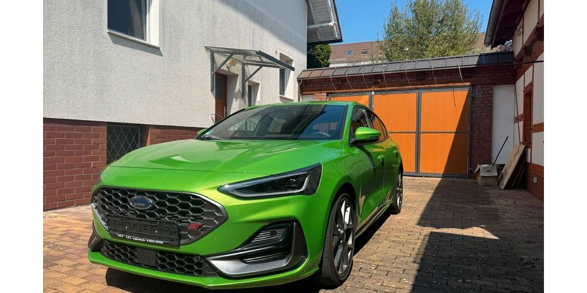 Ford Focus 33.000 km 28.900 &euro; Angermünde 16278