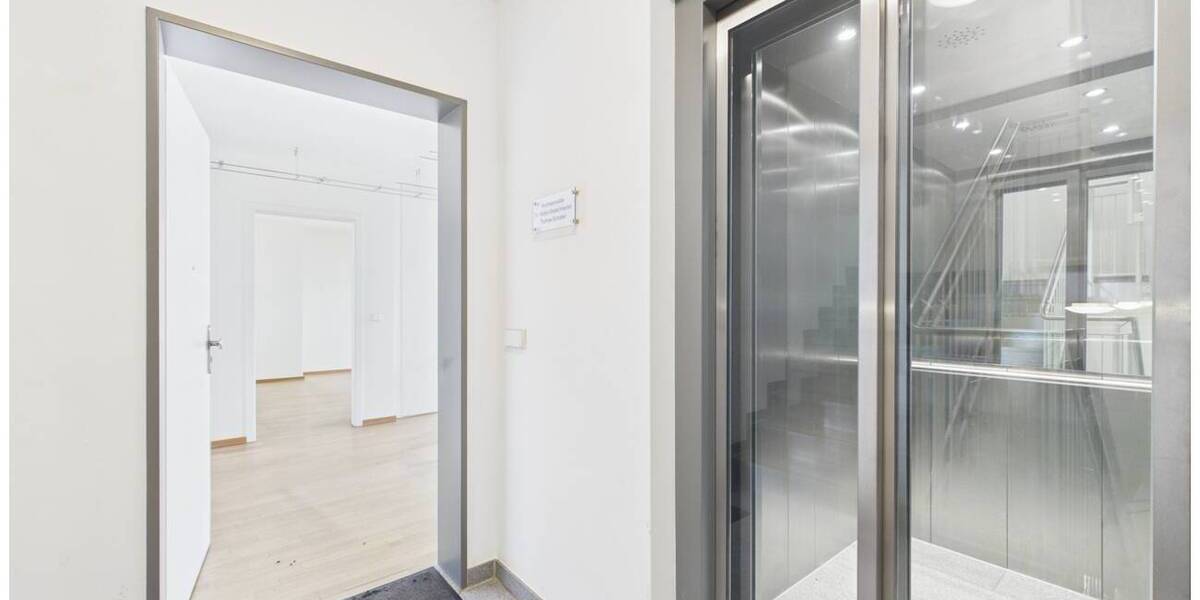 Gewerbeobjekt München Maxvorstadt - 4 Zimmer, 99 m&sup2;, 1.286.000&euro; | Angebot:25699175