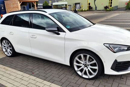 Cupra Leon 74.500 km 22.900 &euro; Straelen 47638