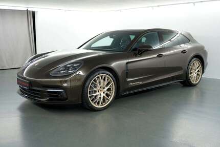 Porsche Panamera 67.312 km 59.800 &euro; Germering/München 82110