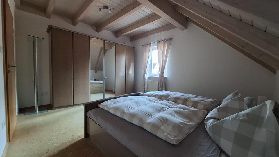 Einfamilienhaus Stockheim - 7 Zimmer, 240 m&sup2;, 450.000&euro; | Angebot:25414442