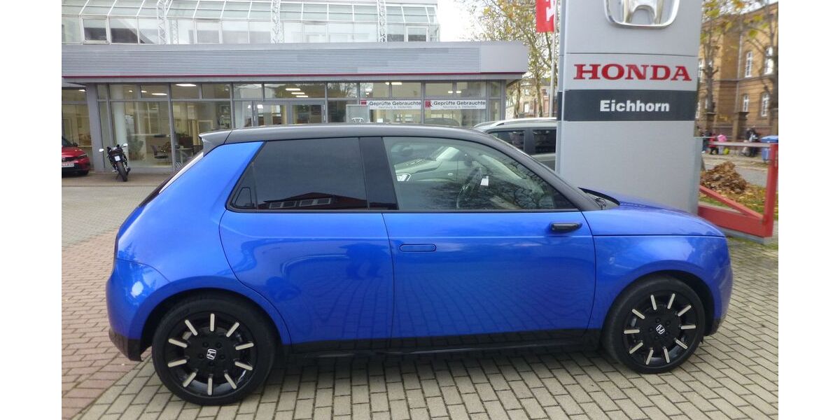 Honda e 33.100 km 17.490 &euro; Naumburg/S. + 06667 Weißenfels + 06618 Schönburg 06618