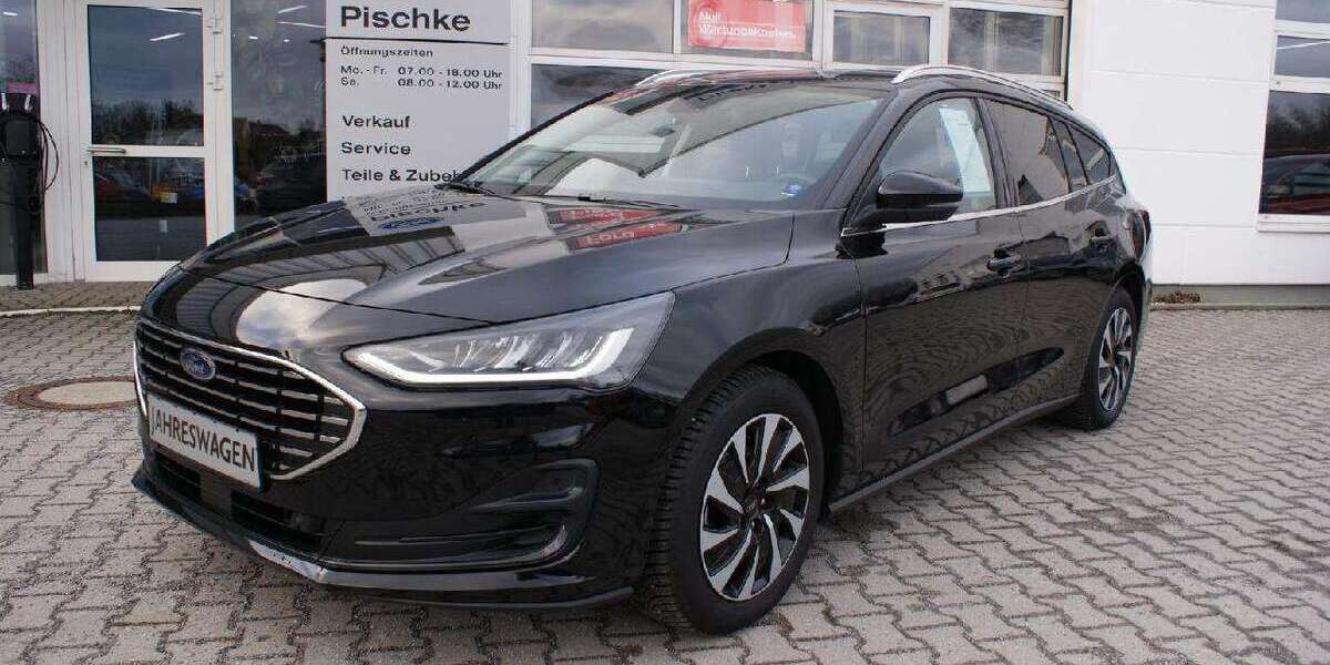 Ford Focus 12.000 km 24.490 &euro; Bischofswerda 01877