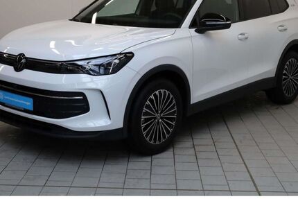 VW Tiguan 29.143 km 36.980 € Amberg 92224